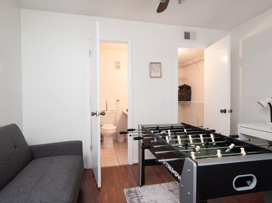 Spacious Condo Mins To Shands, University, & Downtown! Gainesville Esterno foto