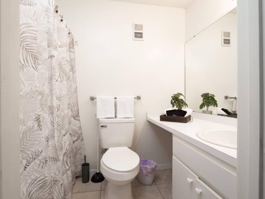 Spacious Condo Mins To Shands, University, & Downtown! Gainesville Esterno foto