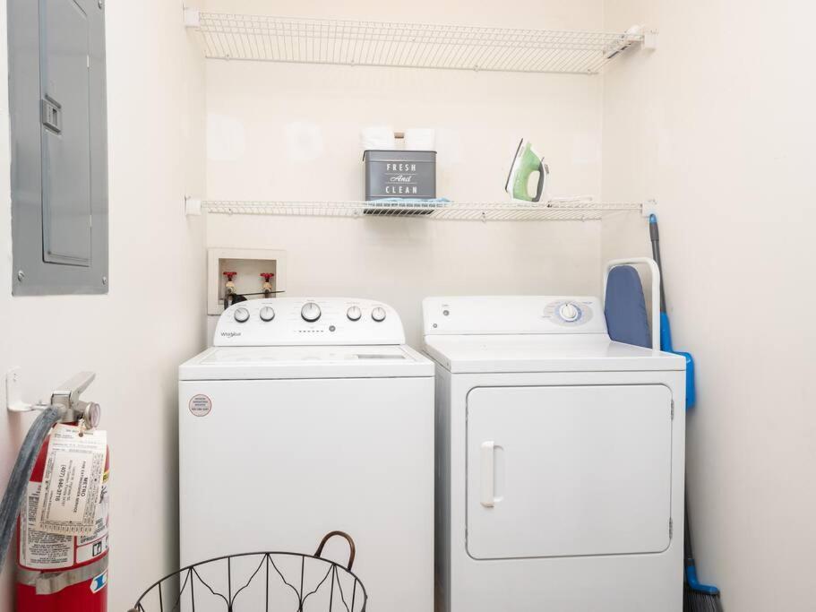 Spacious Condo Mins To Shands, University, & Downtown! Gainesville Esterno foto