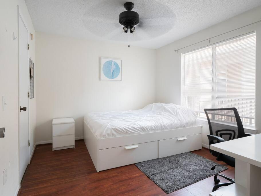Spacious Condo Mins To Shands, University, & Downtown! Gainesville Esterno foto