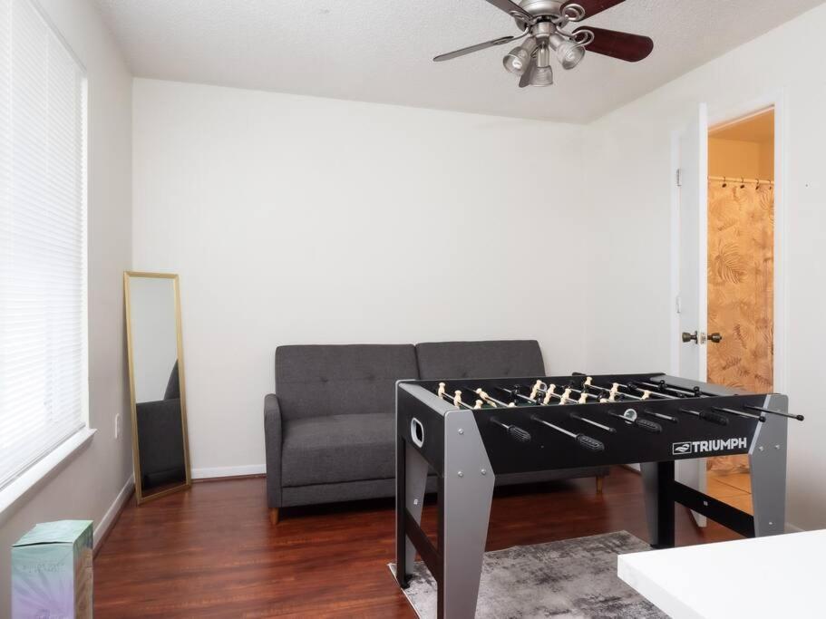 Spacious Condo Mins To Shands, University, & Downtown! Gainesville Esterno foto