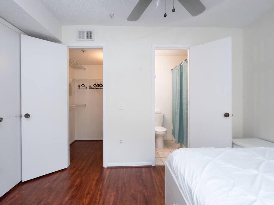 Spacious Condo Mins To Shands, University, & Downtown! Gainesville Esterno foto